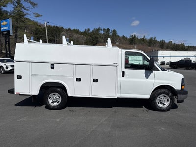 2024 Chevrolet Express Cutaway 3500 1WT