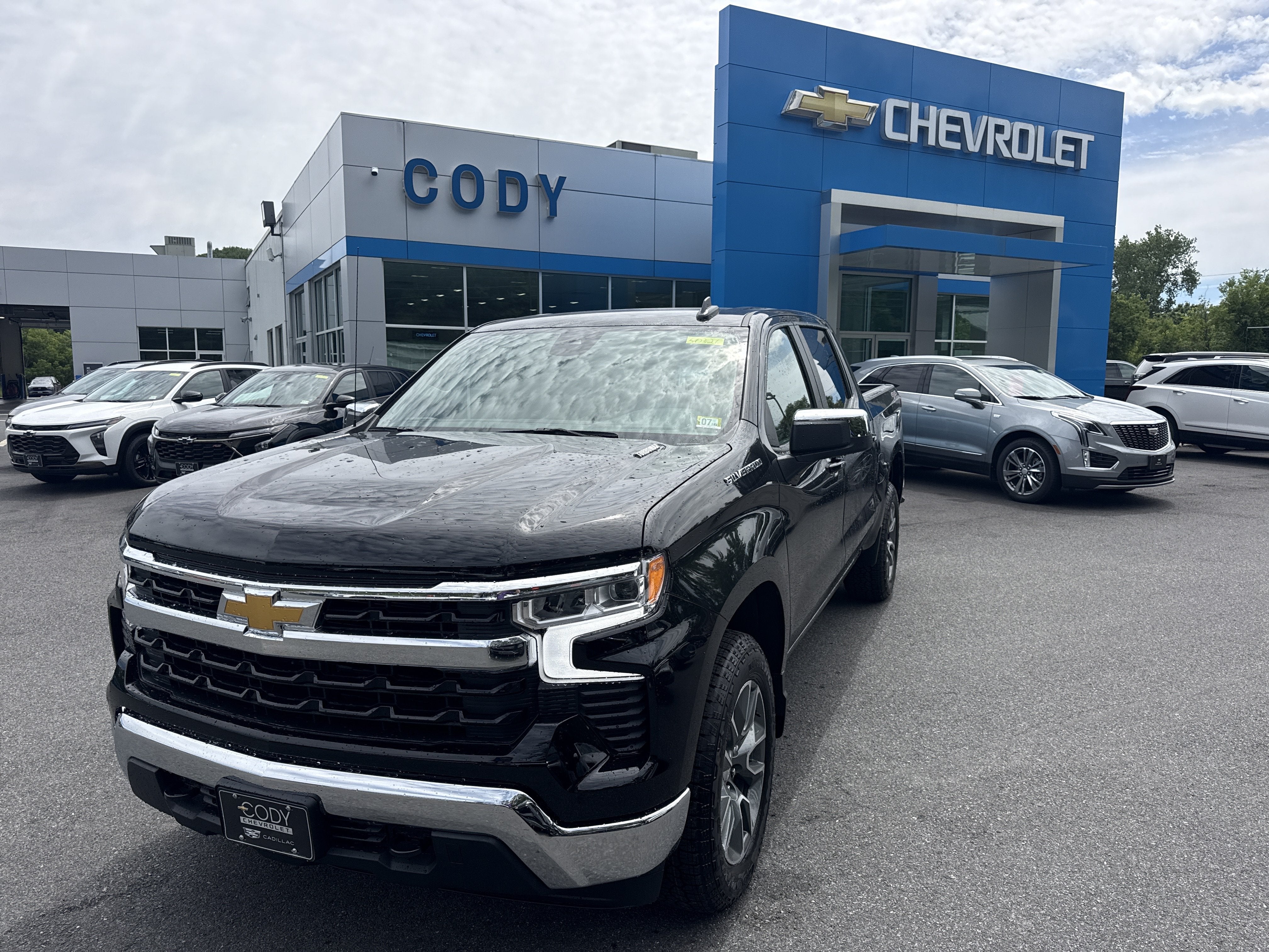 2026 Chevrolet Silverado 1500 LT (2FL)