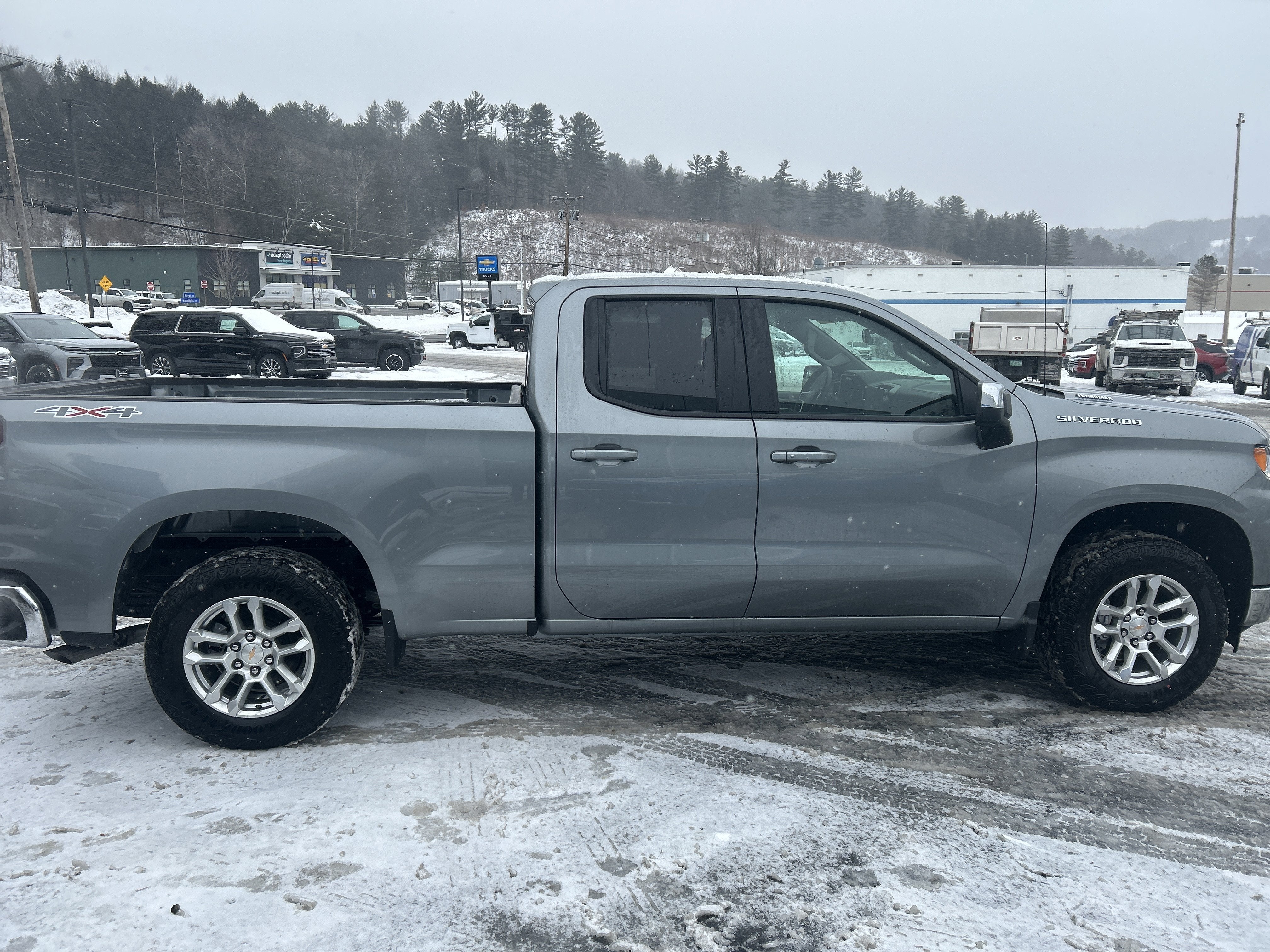 2026 Chevrolet Silverado 1500 LT (2FL)