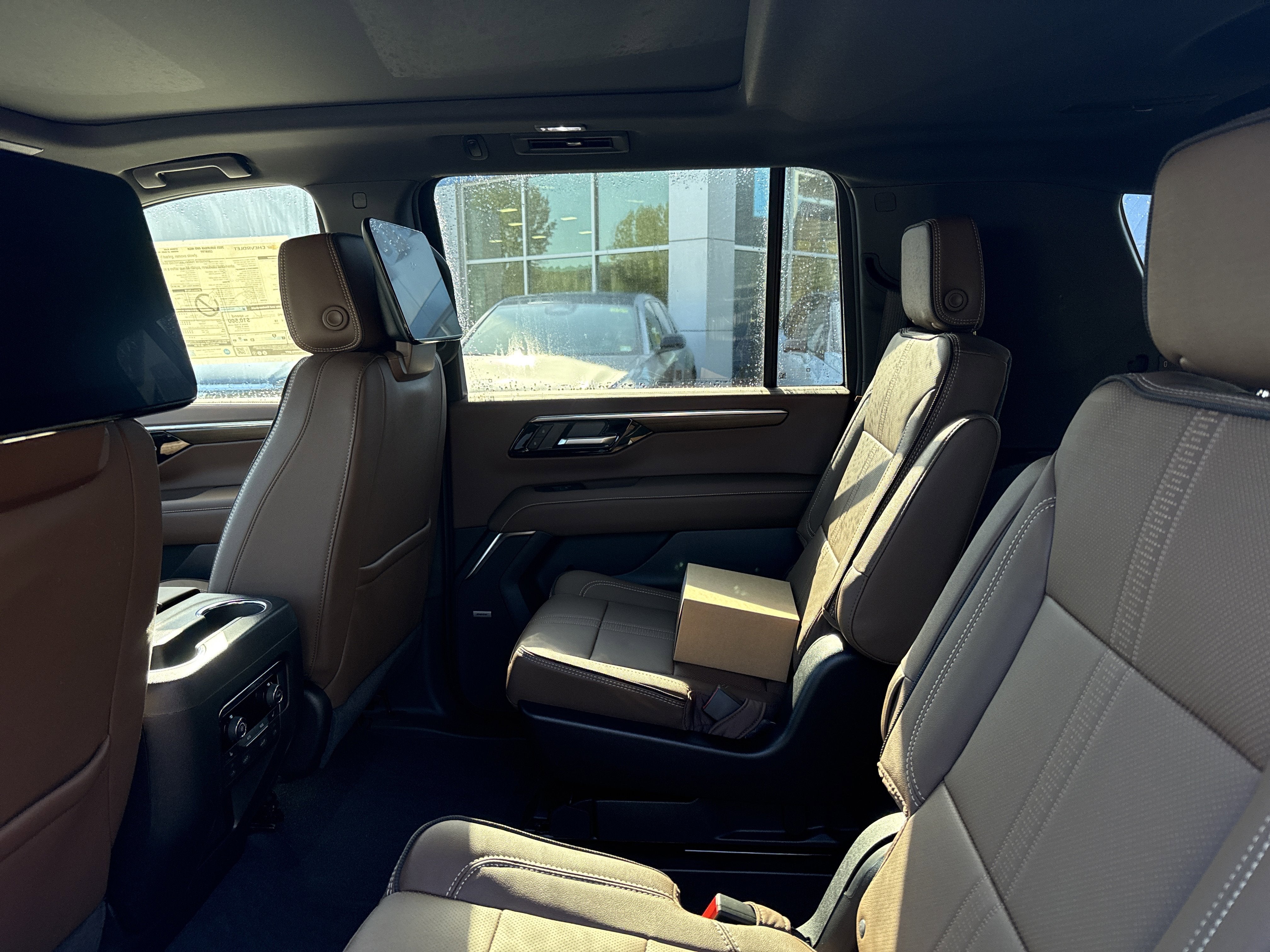 2025 Chevrolet Suburban High Country