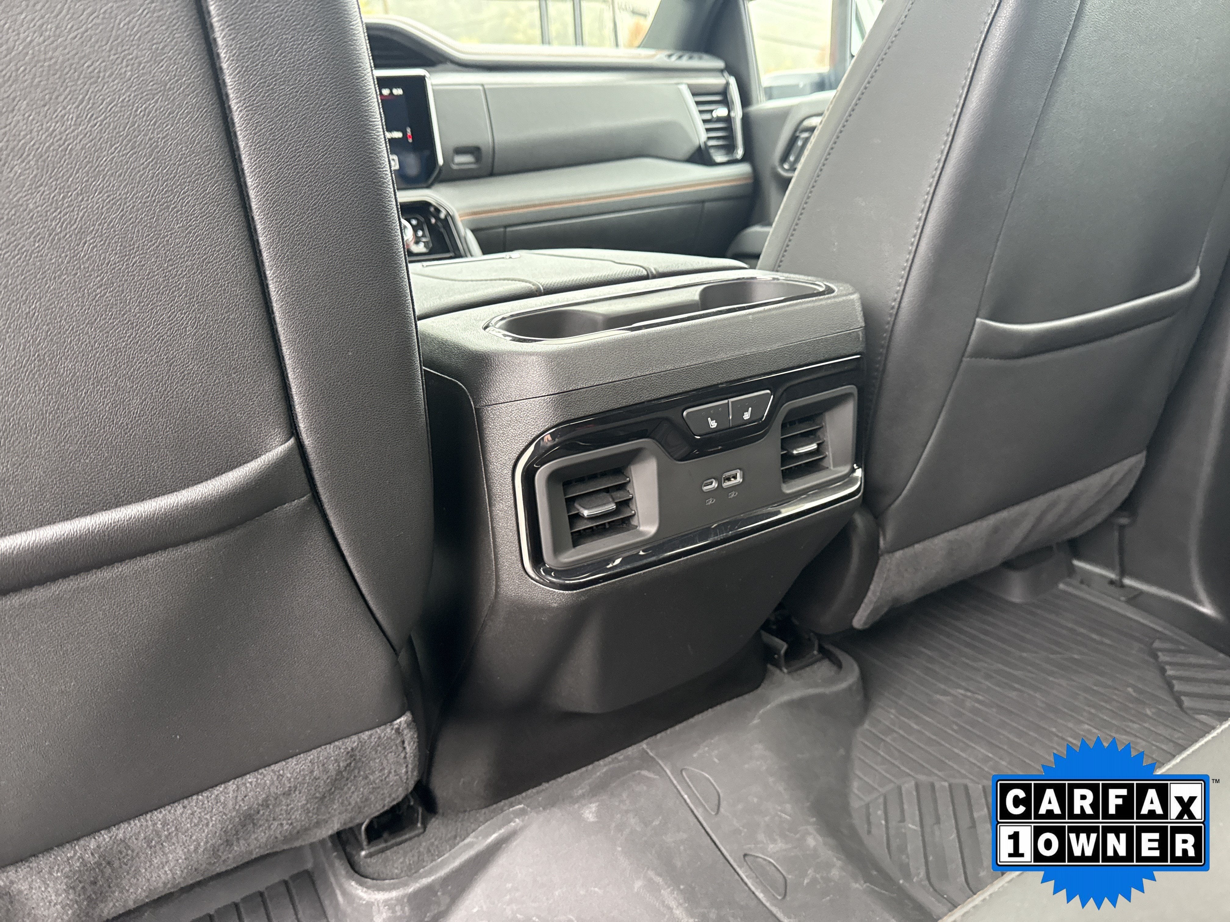 2025 GMC Sierra 3500 HD AT4