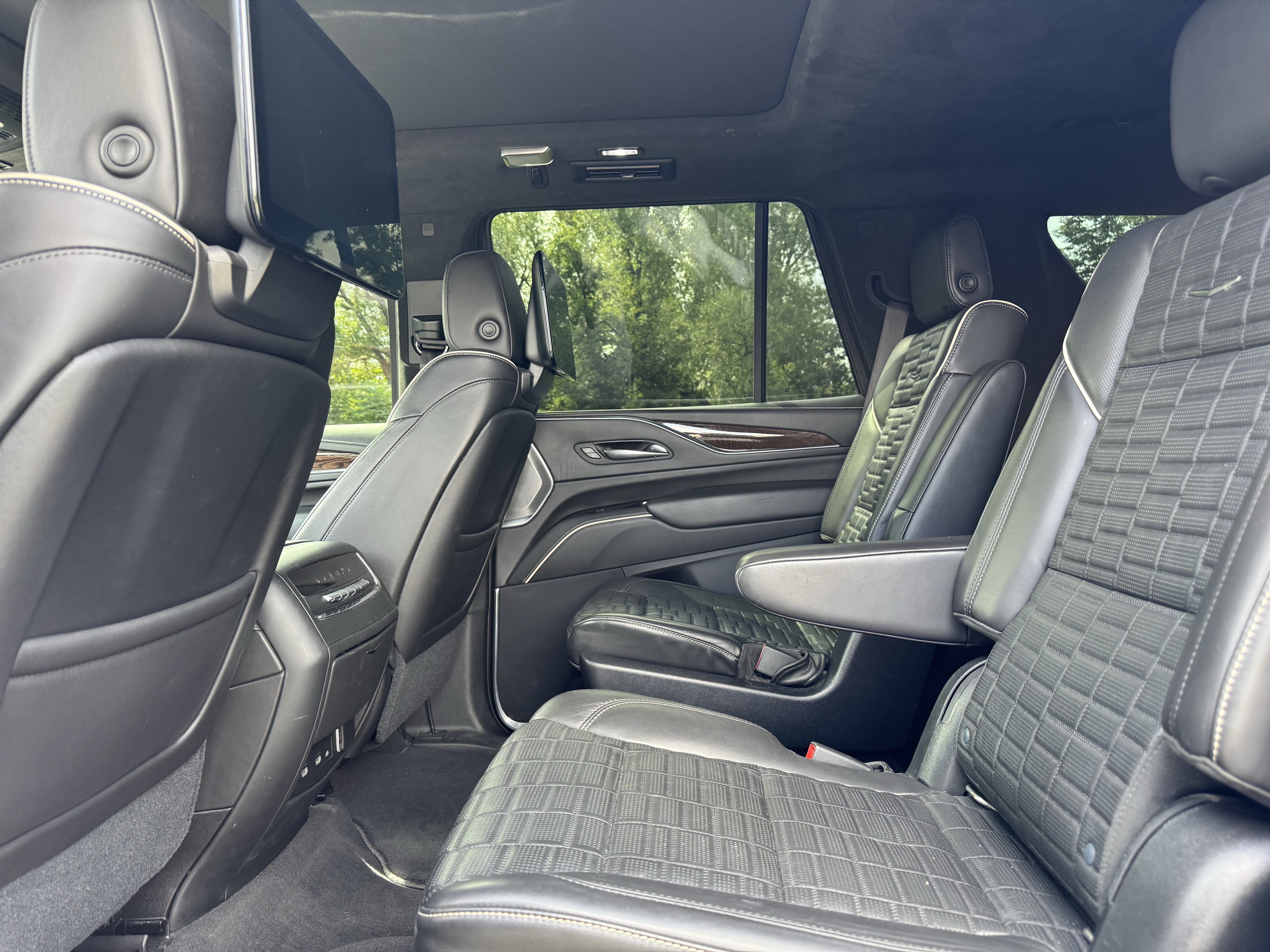 2021 Cadillac Escalade Sport Platinum