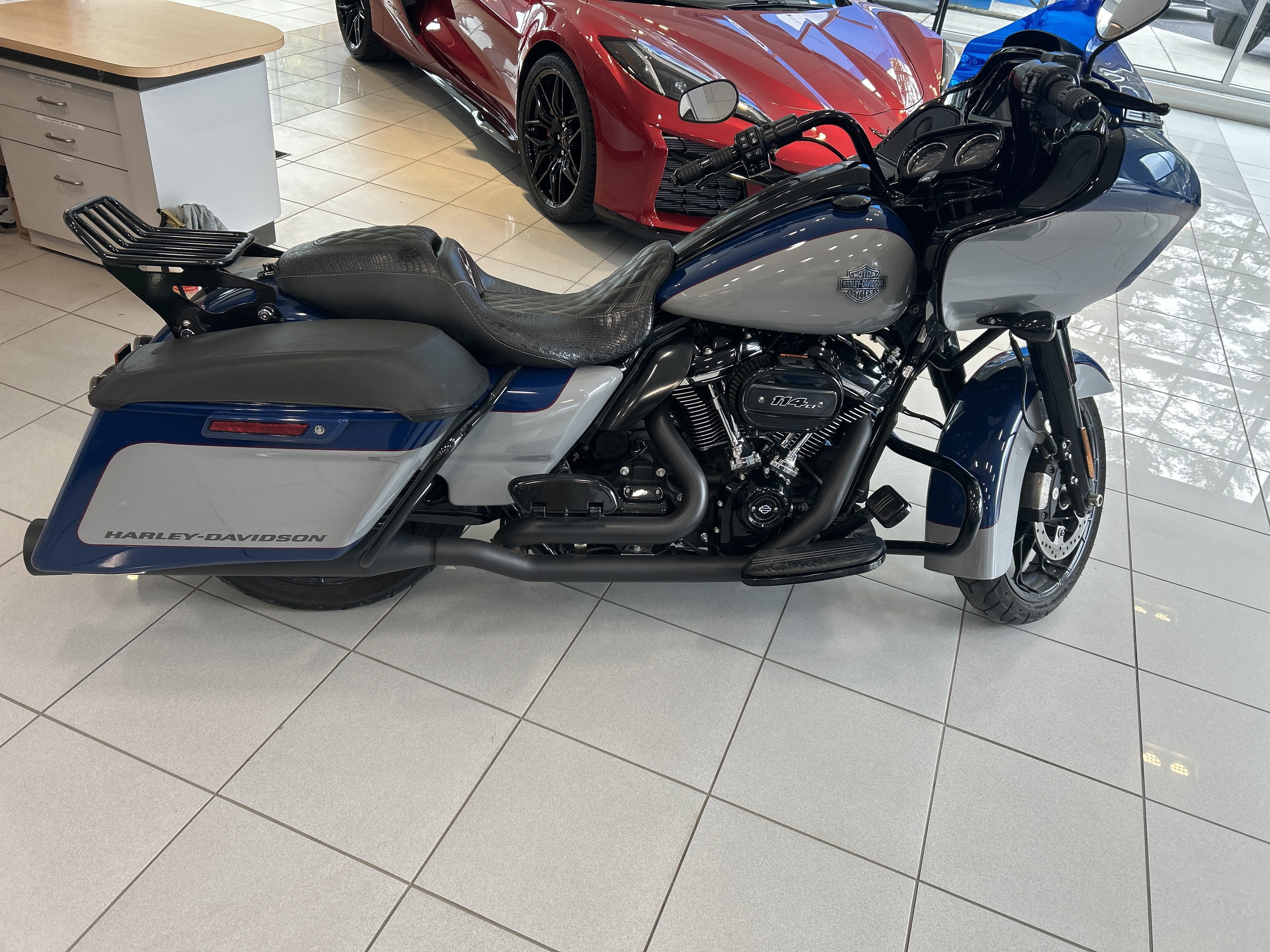 2023 Harley-Davidson Road Glide Special Base