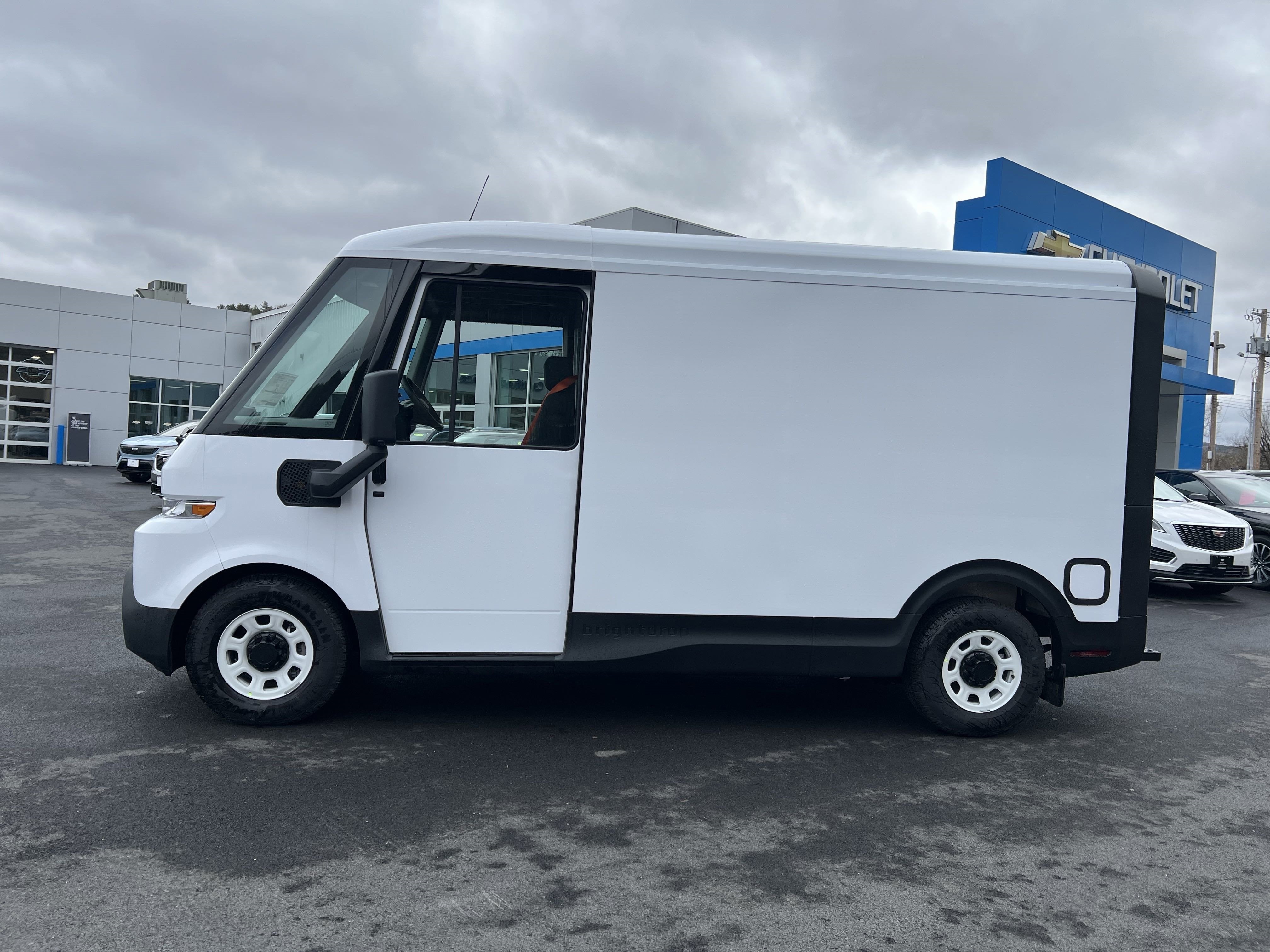 2025 Chevrolet BrightDrop 400 AWD 400