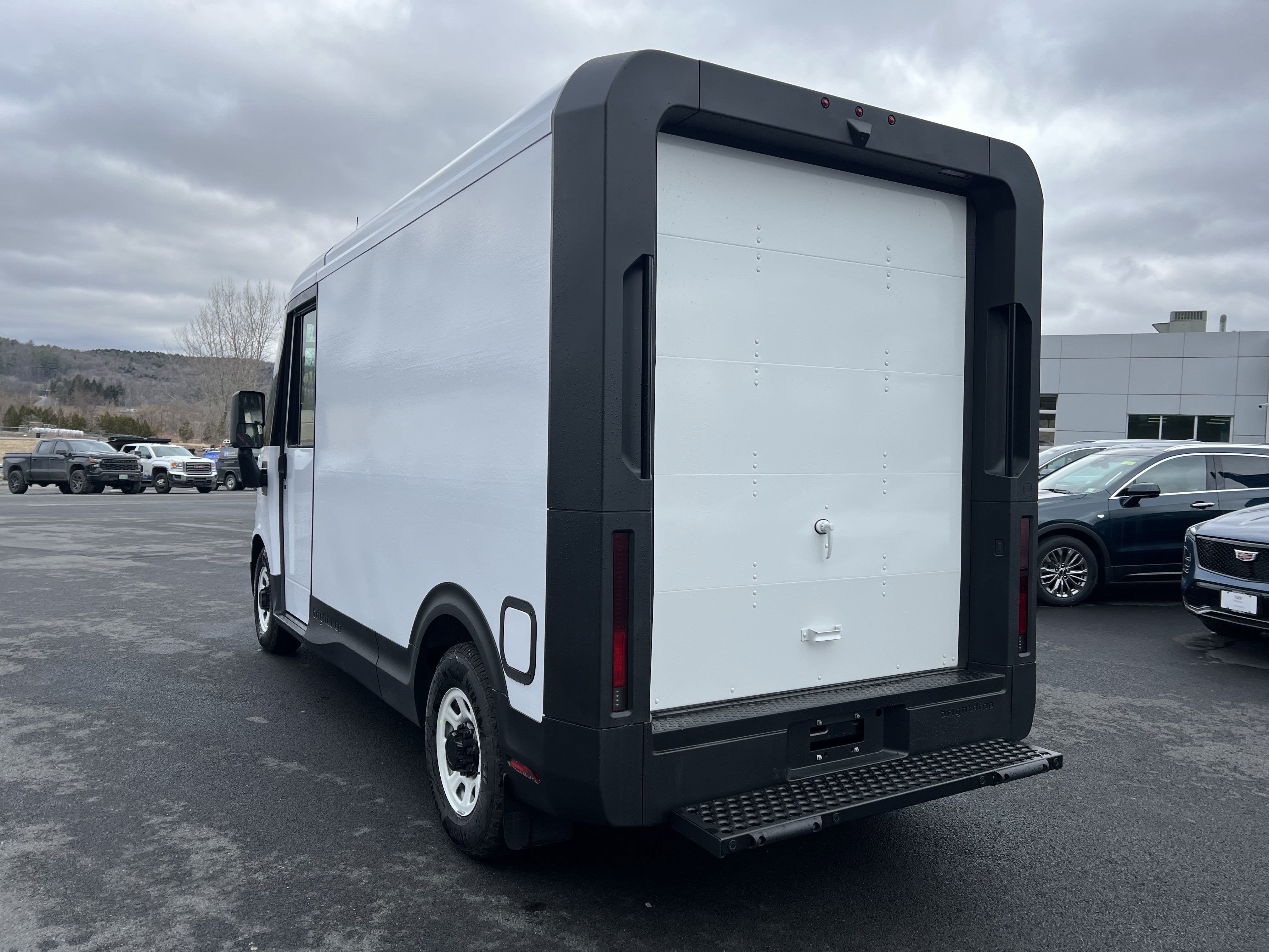 2025 Chevrolet BrightDrop 400 AWD 400