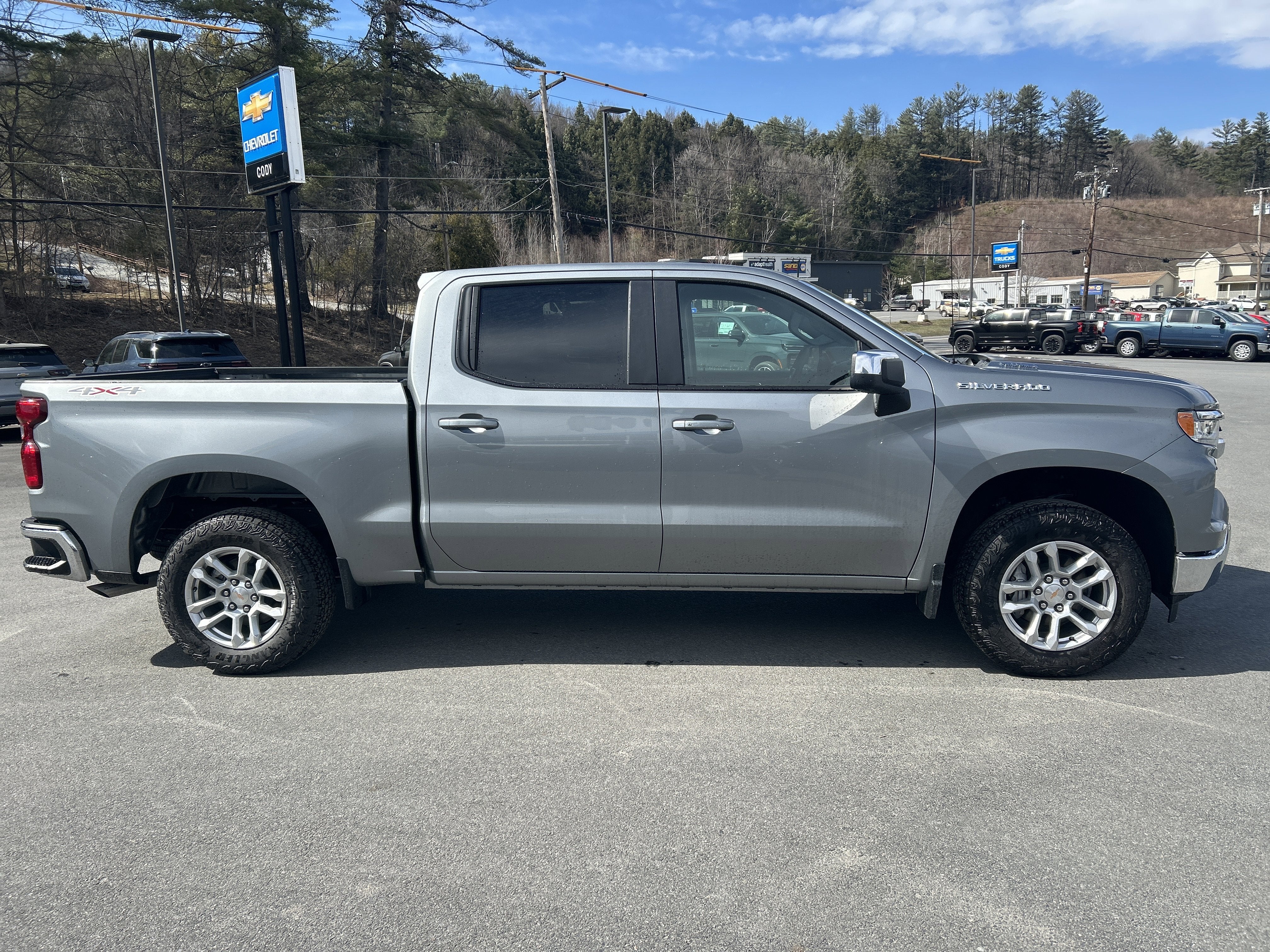 2026 Chevrolet Silverado 1500 LT (2FL)