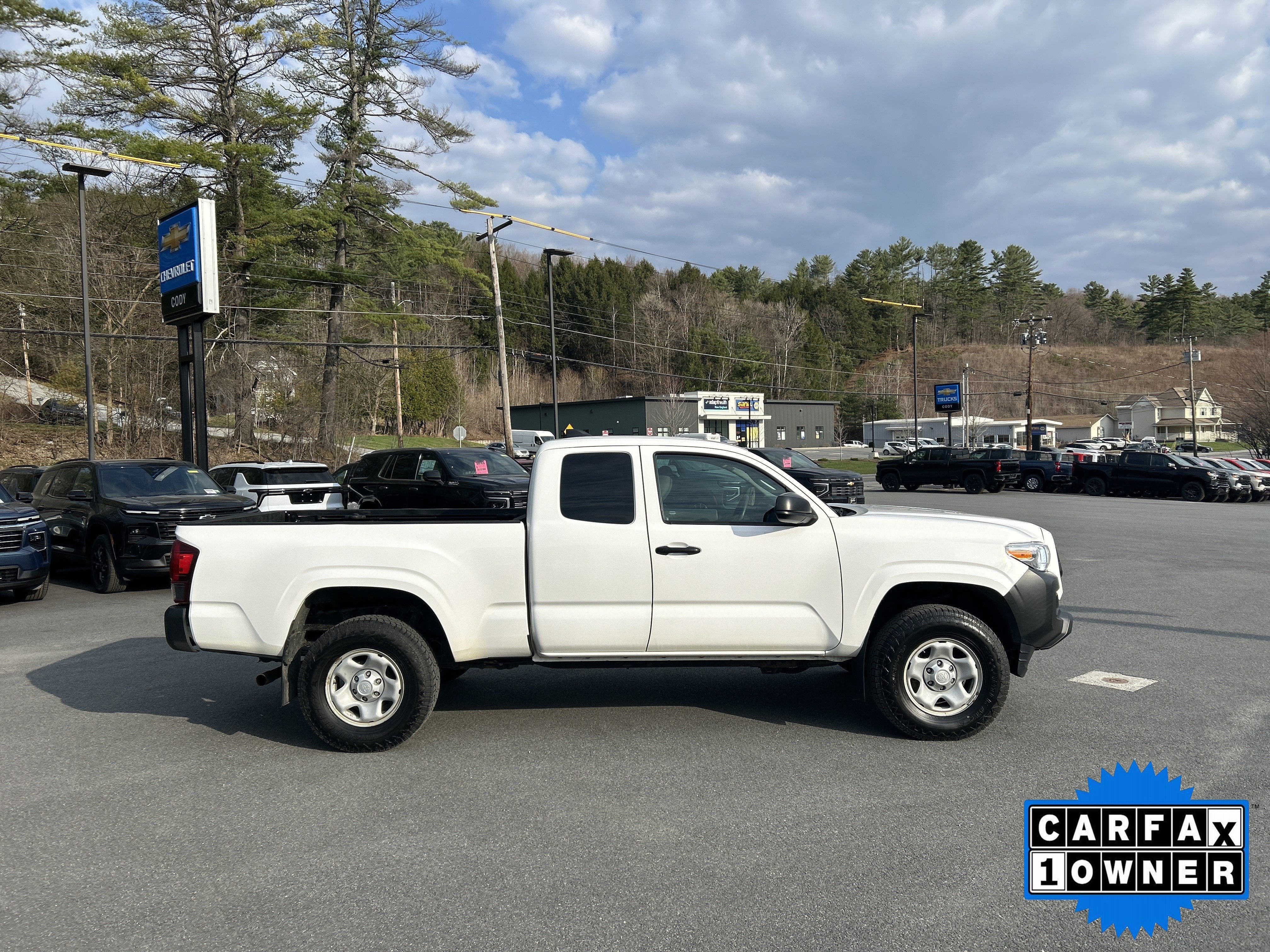 2022 Toyota Tacoma SR