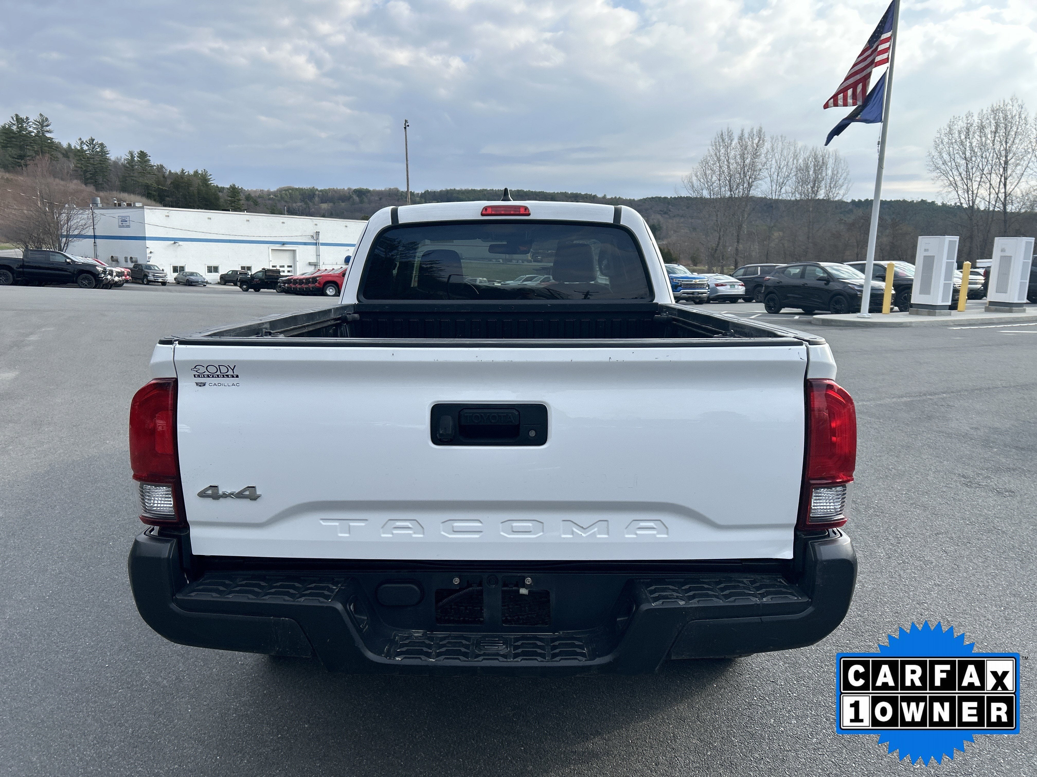 2022 Toyota Tacoma SR