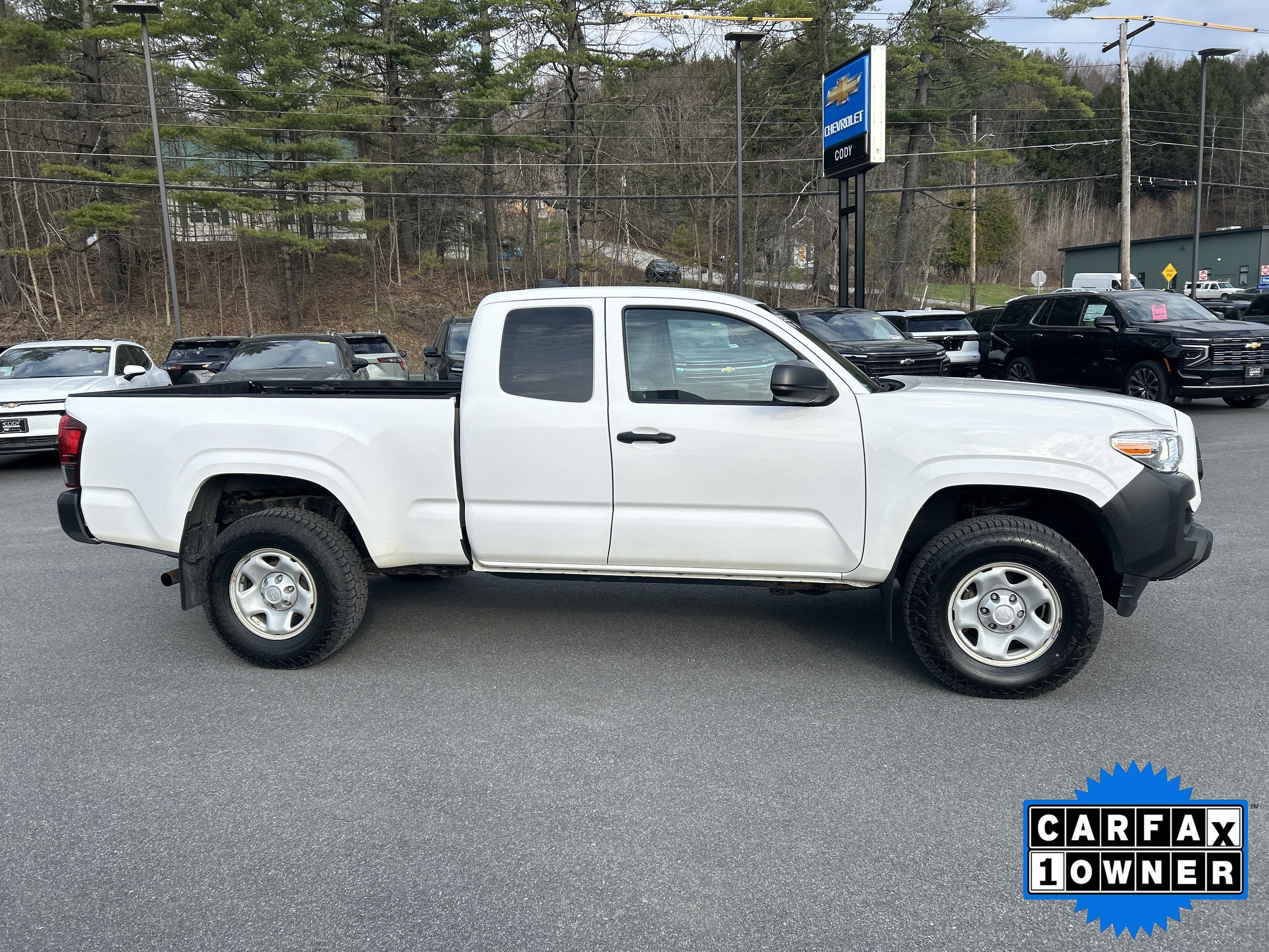 2022 Toyota Tacoma SR