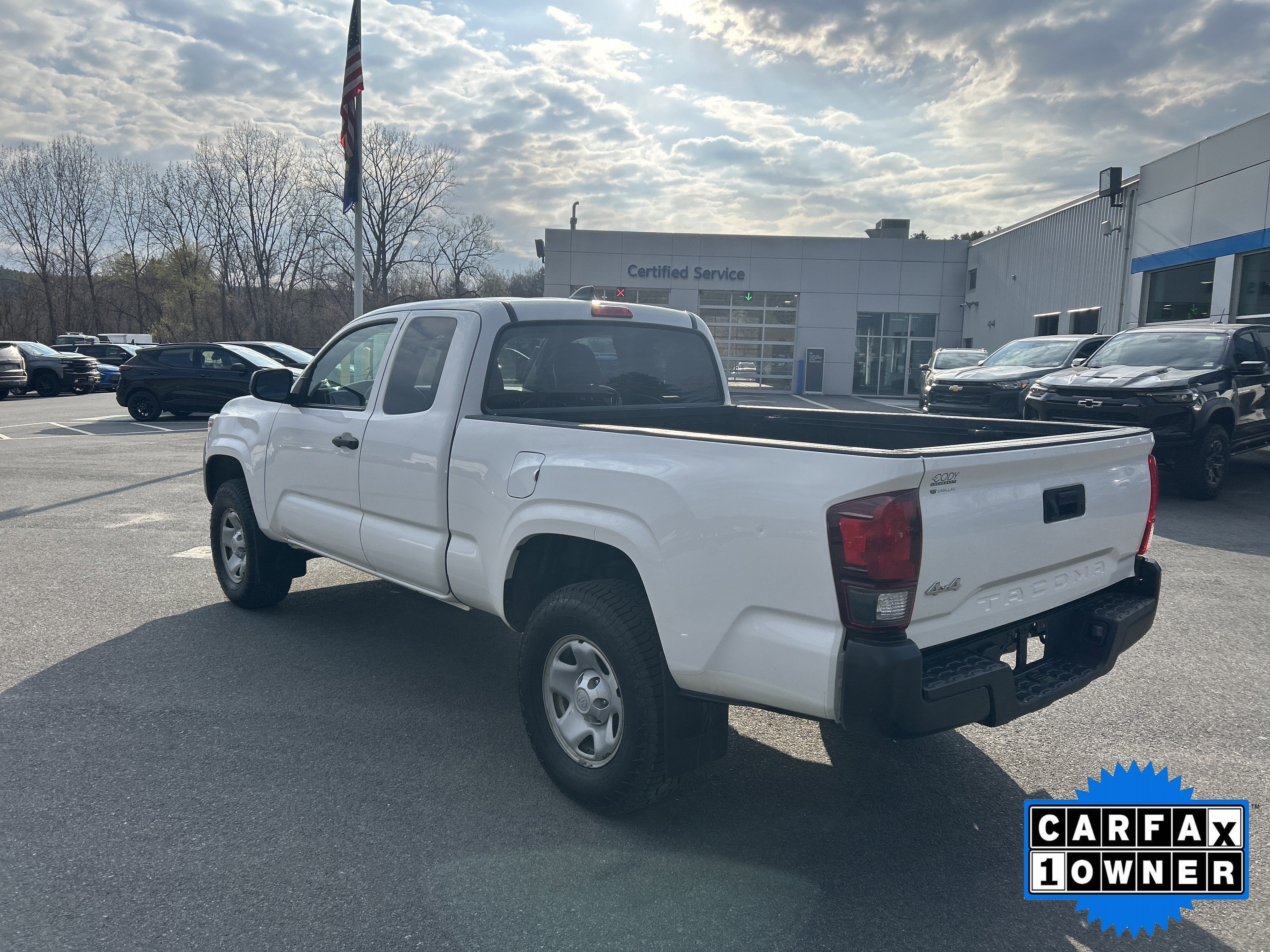 2022 Toyota Tacoma SR