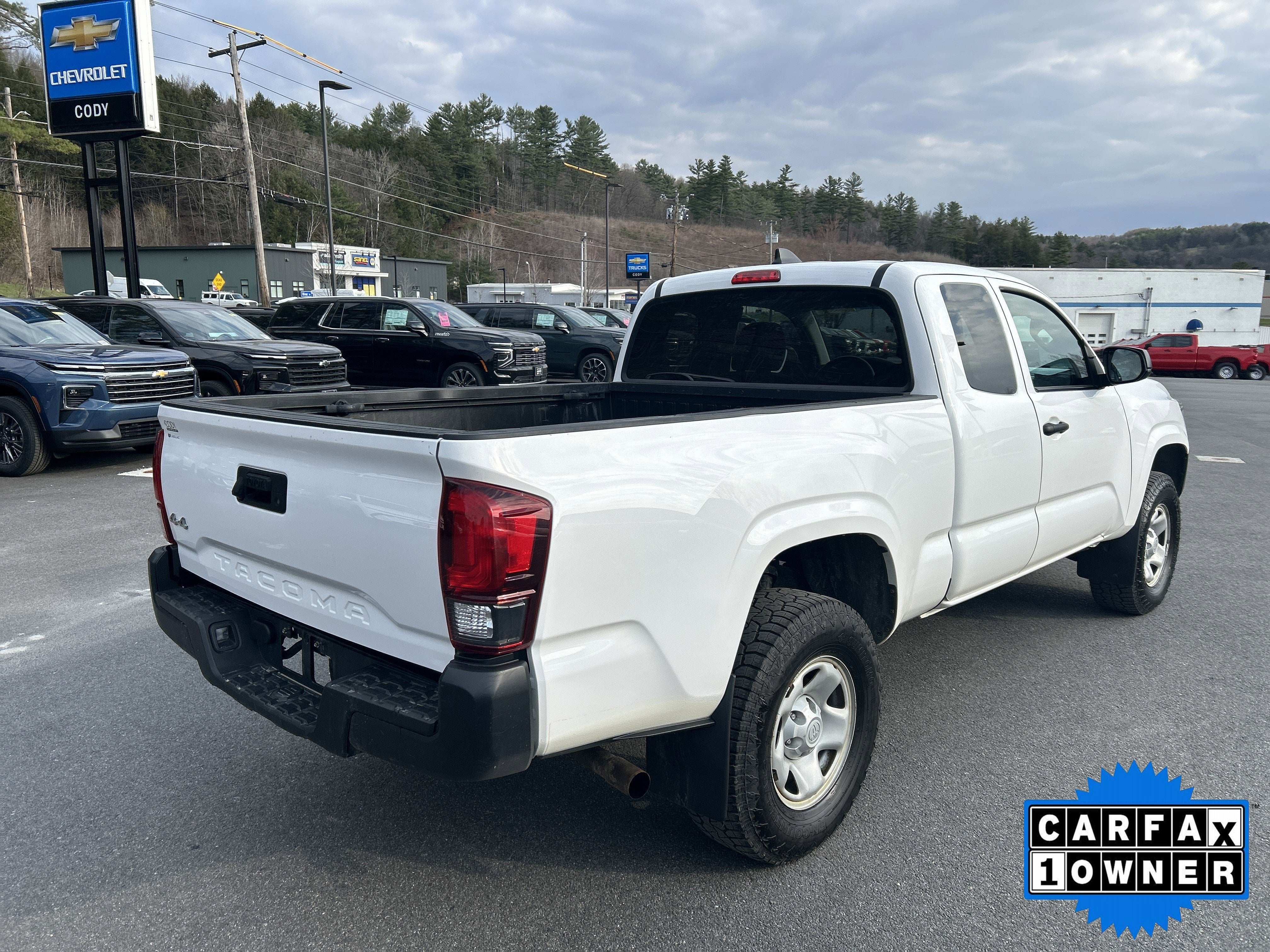 2022 Toyota Tacoma SR