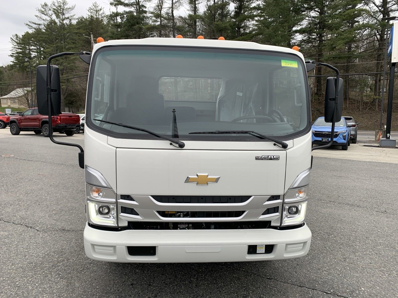 2024 Chevrolet Low Cab Forward 4500 Base