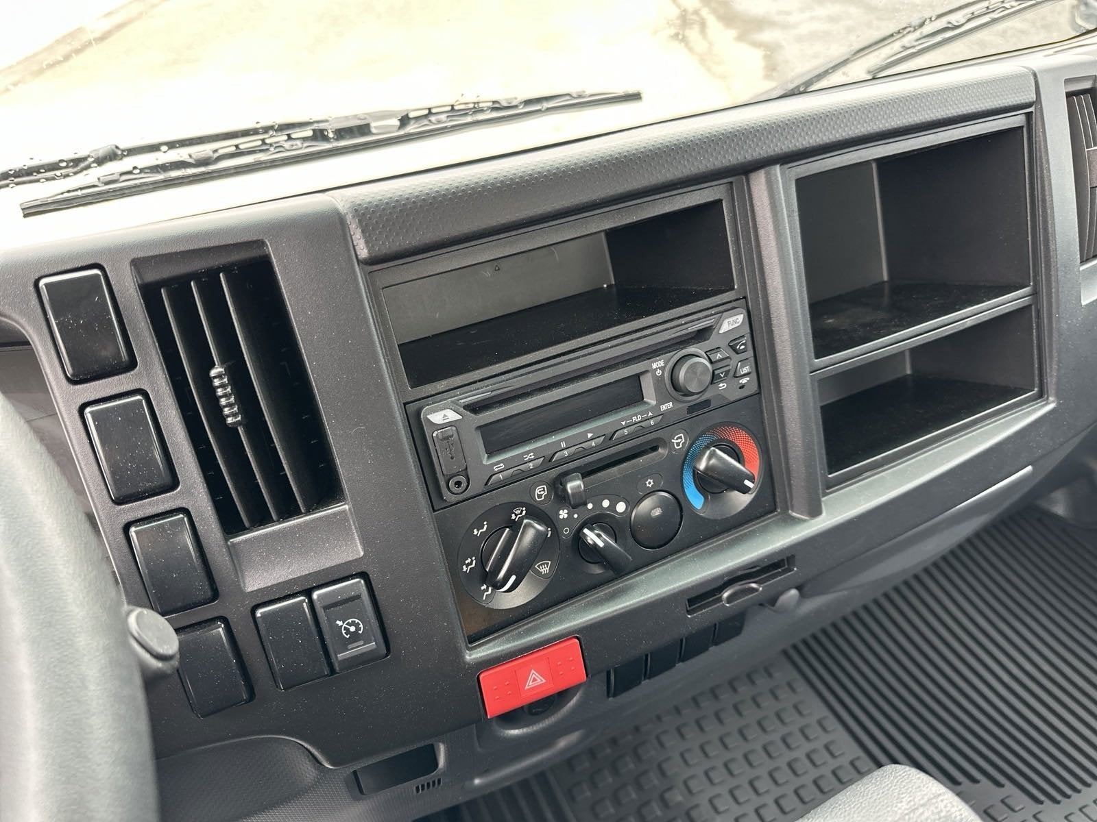 2024 Chevrolet Low Cab Forward 5500 XG Base