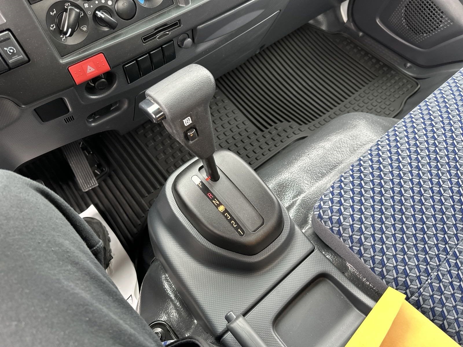 2024 Chevrolet Low Cab Forward 5500 XG Base