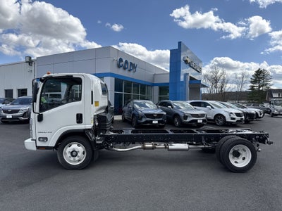 2025 Chevrolet Low Cab Forward 5500 XG Base