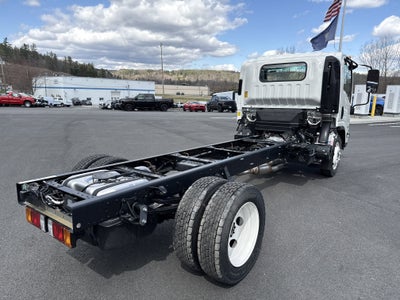 2025 Chevrolet Low Cab Forward 5500 XG Base