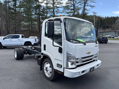 2025 Chevrolet Low Cab Forward 5500 XG Base