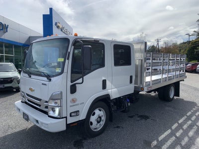 2024 Chevrolet Low Cab Forward 5500 XD Base